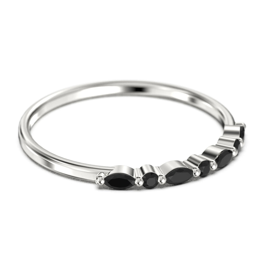 10k White Gold Black Diamond Moissanite Ring Q627488