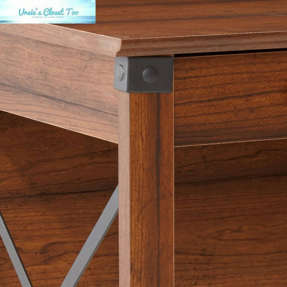 Washington Cherry Finish Desk U992744