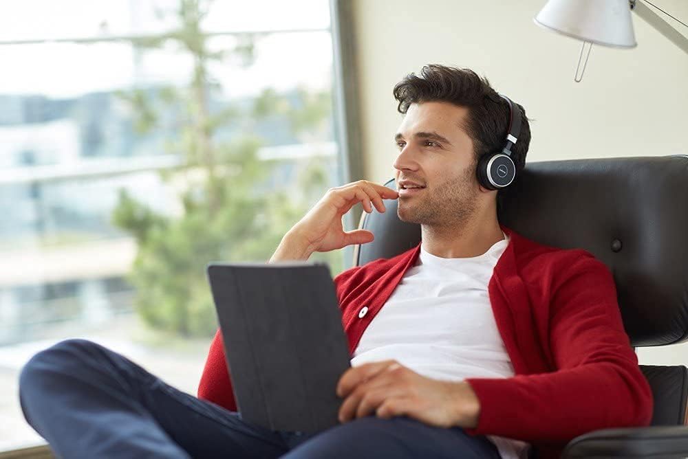 Jabra Evolve 65 UC Stereo Headset with Charging Stand, Link 370 USB Adapter, Bluetooth Headset I700