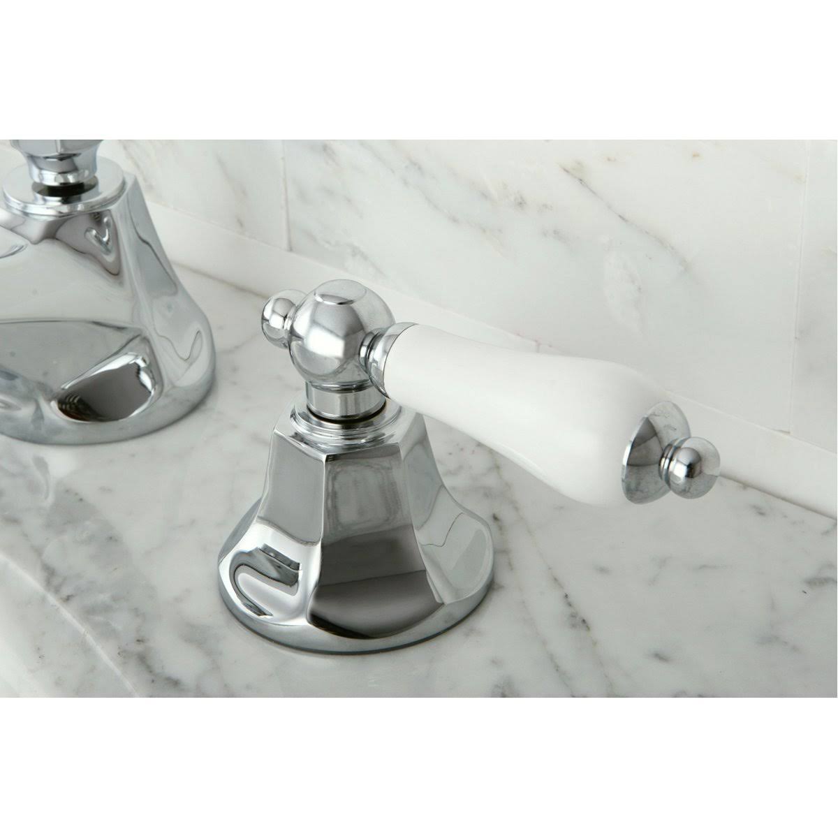 Matte Black 8 in. Widespread Bathroom Faucet V2841
