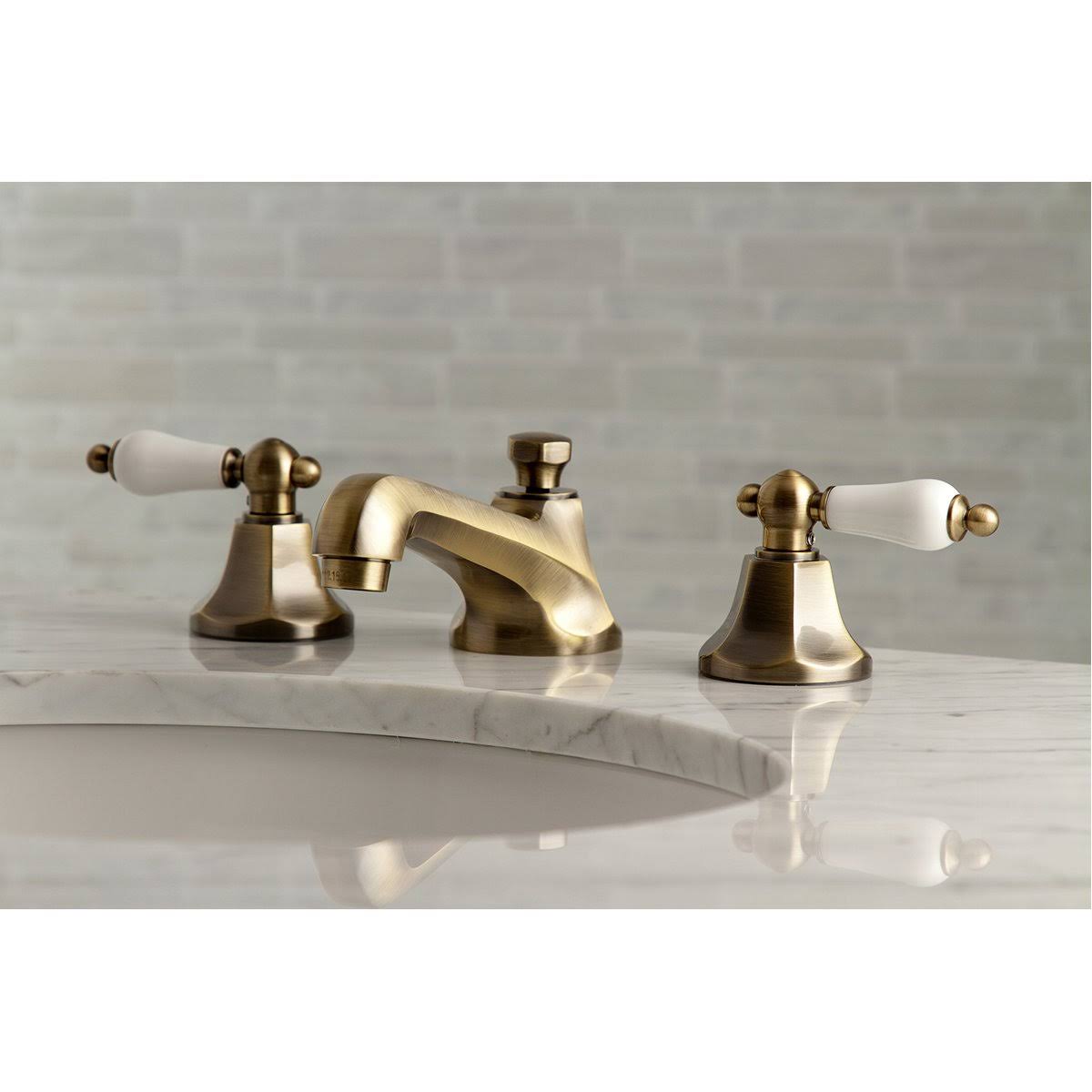Matte Black 8 in. Widespread Bathroom Faucet V2841
