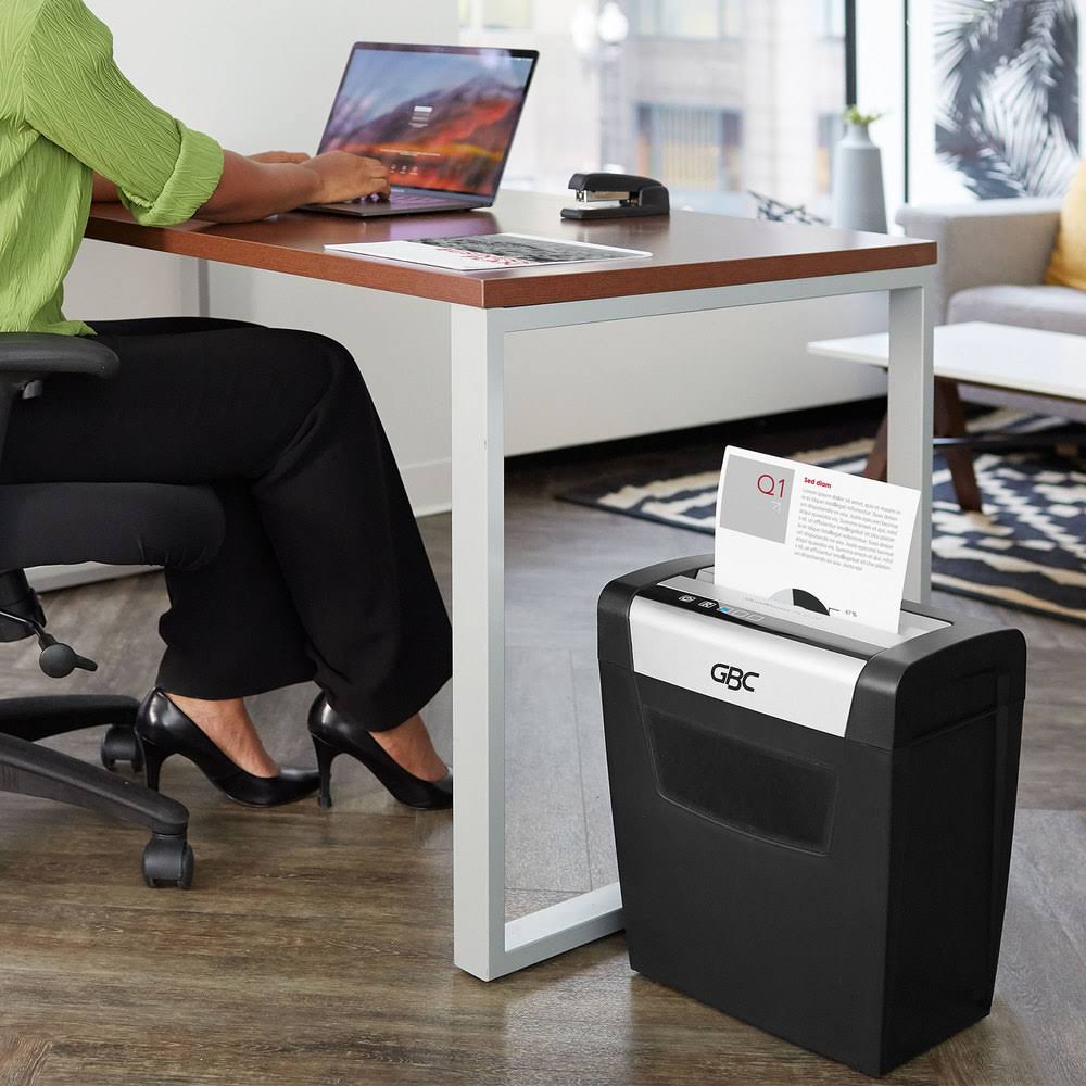 Super Cross-Cut Paper Shredder J58386