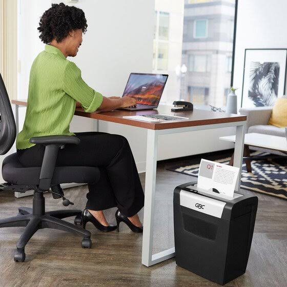 Super Cross-Cut Paper Shredder J58386