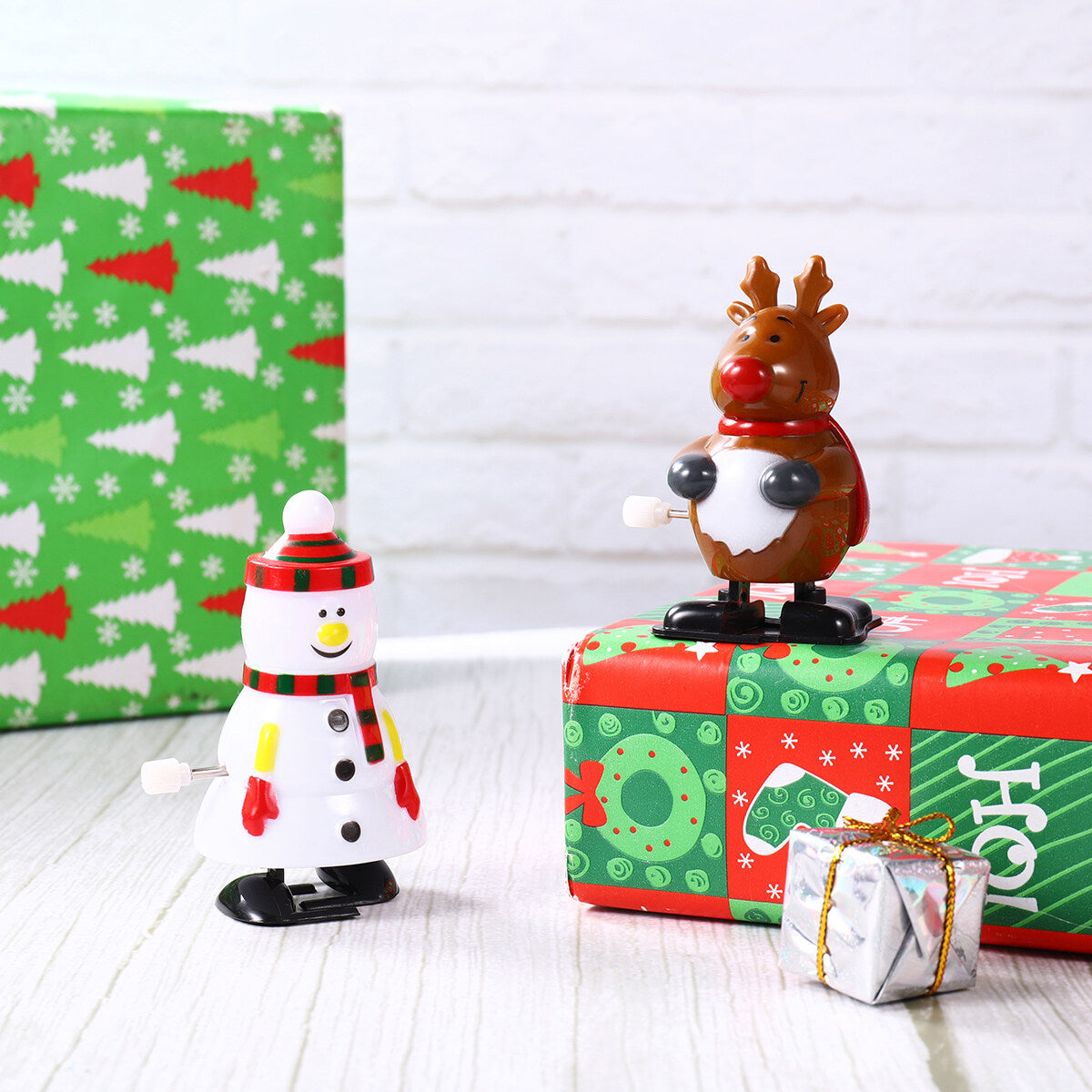 8pcs Christmas Wind Up Walking Toys J843