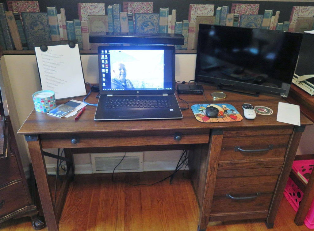 Washington Cherry Finish Desk U992744