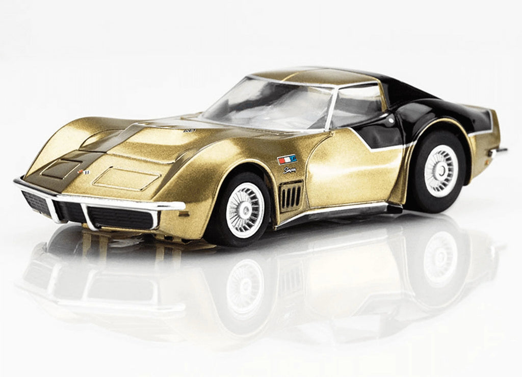 Gold and Black HO Slot Car Limited Edition O422463