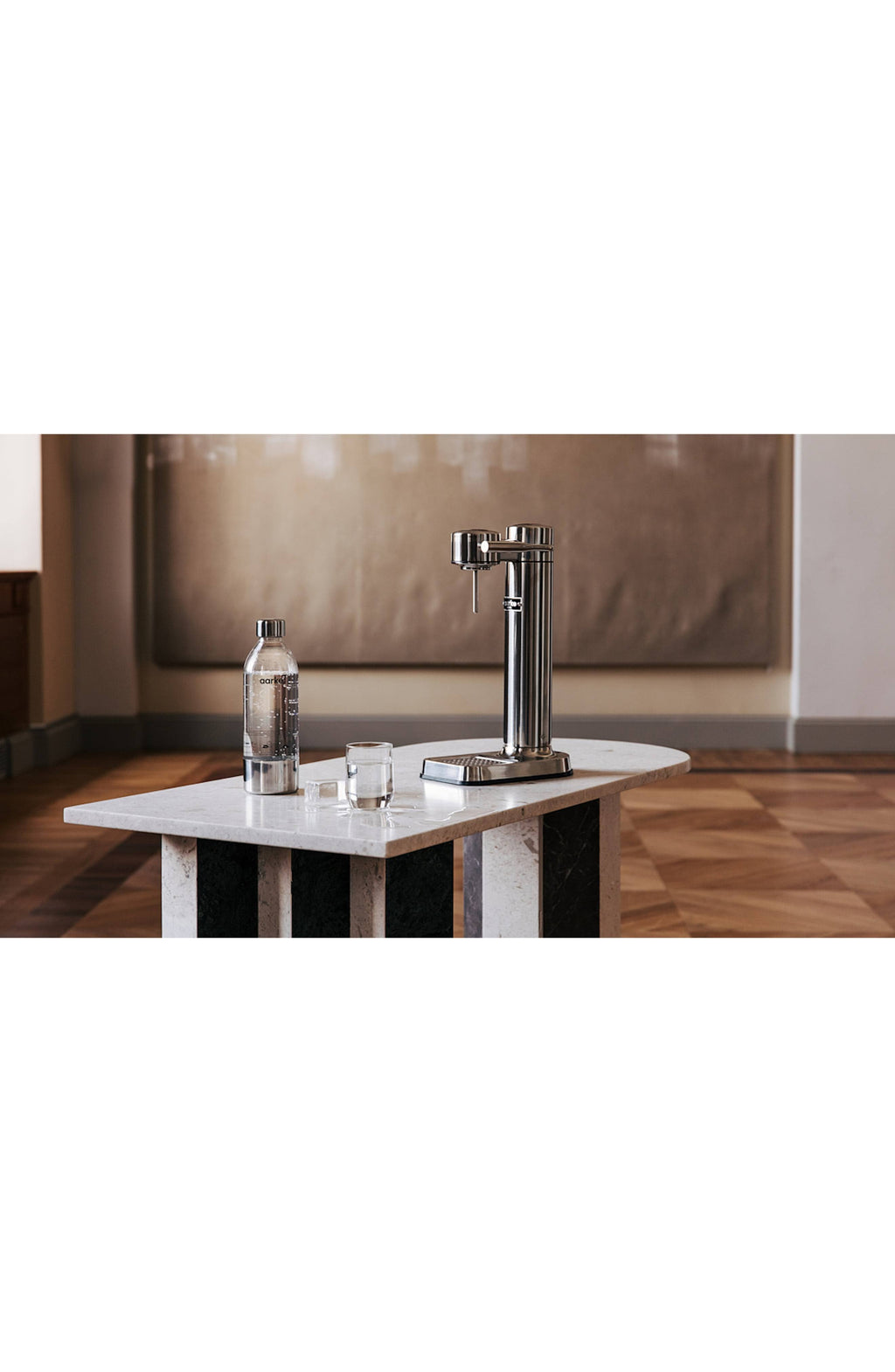 Stainless Steel Water Carbonator F698079