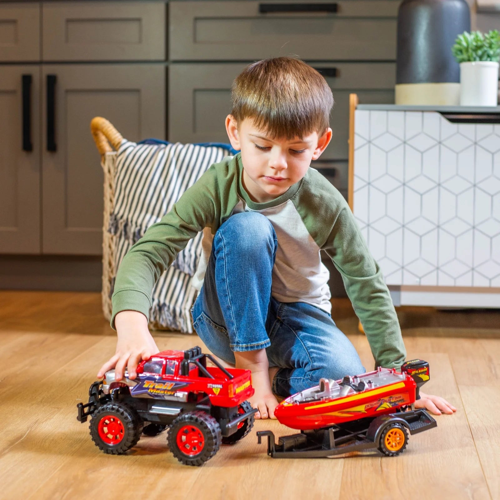Friction Power Toy Truck with Trailer B6895