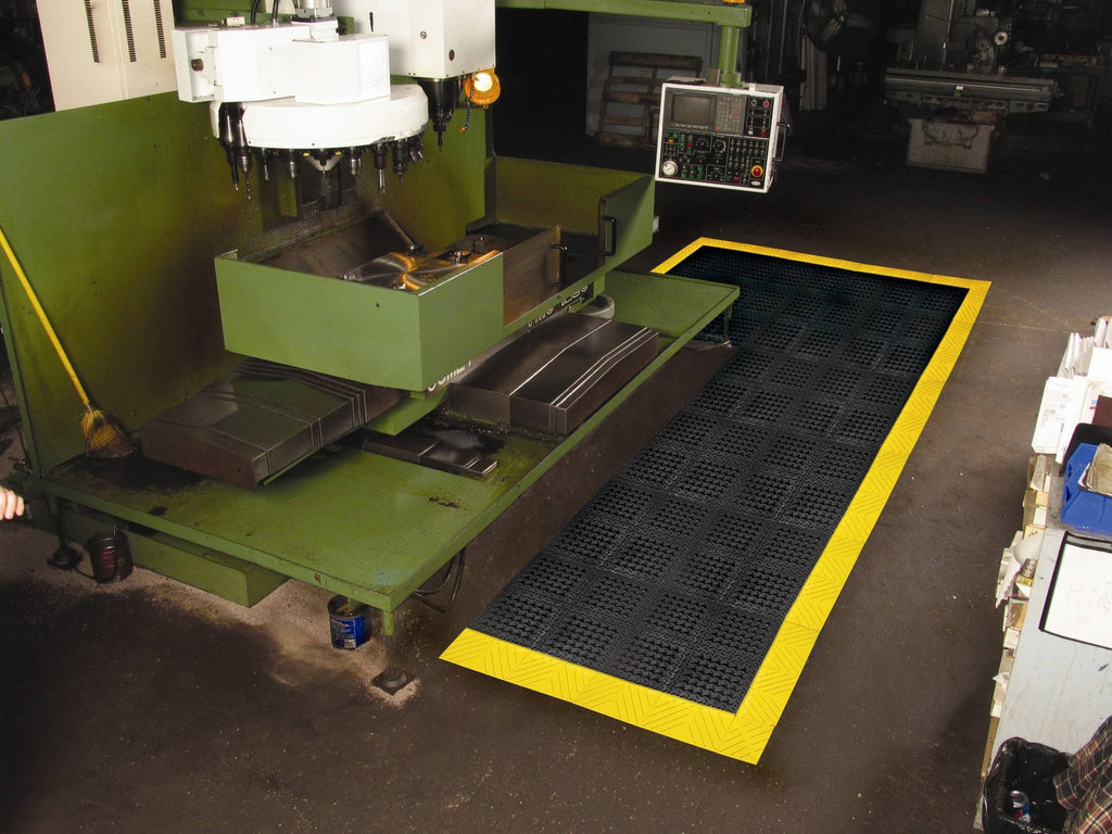 Black Interlock Drainage Runner S138